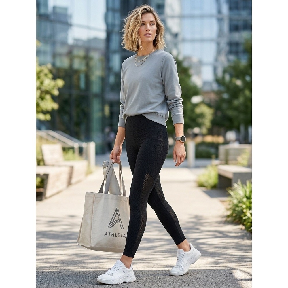 Athleta Coaster Luxe Sweatshirt Grey Crew Neck Pullover French Terry Medium